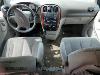 2005 Chrysler Town & Country LX with VIN 2C4GP44R15R450232, listed as a Copart auction lot 53623915 with 57,372 mi miles and Salvage Title. Bid and sale history available at carsss.com. Image 9.