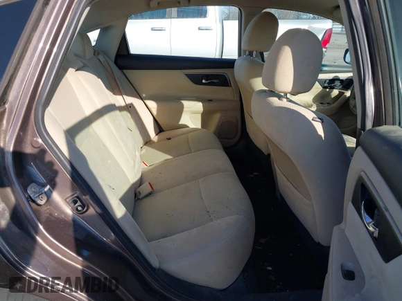2015 Nissan Altima 2.5 S with VIN 1N4AL3AP8FC172637, listed as a IAAI auction lot 41617876 with 162,290 mi miles. Bid and sale history available at carsss.com. Image 8.