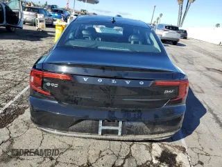 2023 Volvo S90 Plus z VIN LVY062MN0PP351307, wystawiony jako Copart lot #40932624 z przebiegiem 6 018 mil mil oraz . Historia ofert i sprzedaży dostępna na DreamBid. Obrazek 6.
