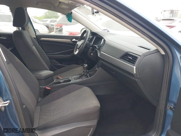 2021 Volkswagen Jetta S with VIN 3VWN57BU6MM000536, listed as a IAAI auction lot 42029185 with 97,613 mi miles. Bid and sale history available at carsss.com. Image 5.
