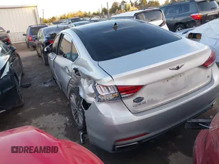 2015 Hyundai Genesis 3.8L z VIN KMHGN4JE8FU035304, wystawiony jako IAAI lot #40998439 z przebiegiem 133 100 mil mil oraz . Historia ofert i sprzedaży dostępna na DreamBid. Obrazek 3.