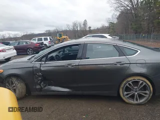 2019 Ford Fusion Titanium with VIN 3FA6P0D93KR124299, listed as a IAAI auction lot 40182478 with 73,408 mi miles. Bid and sale history available at carsss.com. Image 15.