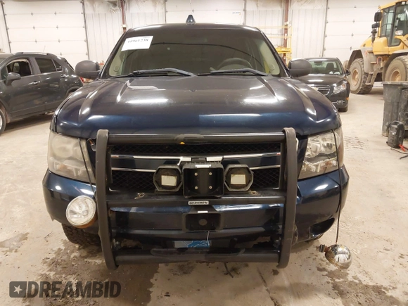 2010 Chevrolet Tahoe LS с VIN 1GNMCAE09AR233659, выставлен на аукционе IAAI как лот 41961238 с пробегом 176 958 миль миль и . История ставок и продаж доступна на DreamBid. Изображение 6.