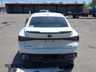 2021 Lexus IS 350 F Sport z VIN JTHGZ1B20M5043799, wystawiony jako IAAI lot #42155263 z przebiegiem 71 587 mil mil oraz . Historia ofert i sprzedaży dostępna na DreamBid. Obrazek 16.