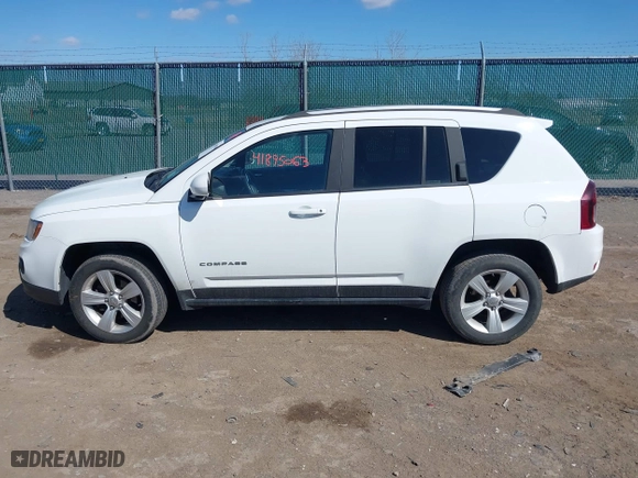 2016 Jeep Compass High Altitude Edition with VIN 1C4NJDEBXGD635864, listed as a IAAI auction lot 41895063 with 95,246 mi miles. Bid and sale history available at carsss.com. Image 14.