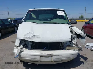 2000 Chevrolet Astro z VIN 1GNDM19W5YB202648, wystawiony jako IAAI lot #42272323 z przebiegiem Nie podano mil oraz . Historia ofert i sprzedaży dostępna na DreamBid. Obrazek 12.