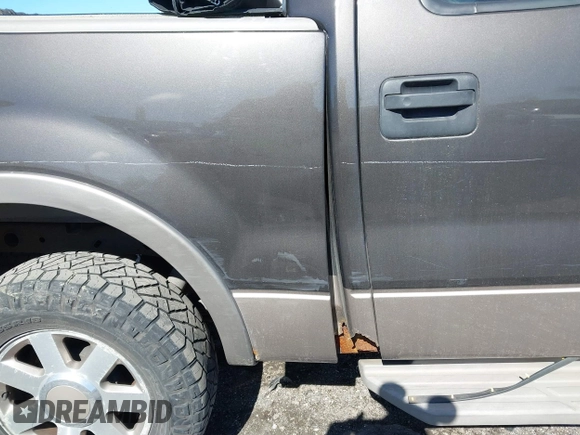 2005 Ford F-150 XLT with VIN 1FTPW14525KE37907, listed as a IAAI auction lot 41898408 with 191,167 mi miles. Bid and sale history available at carsss.com. Image 6.
