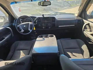 2009 Chevrolet Silverado 1500 LT with VIN 2GCEK233891126741, listed as a Copart auction lot 55168995 with 187,054 mi miles and Clean Title. Bid and sale history available at DreamBid. Image 9.