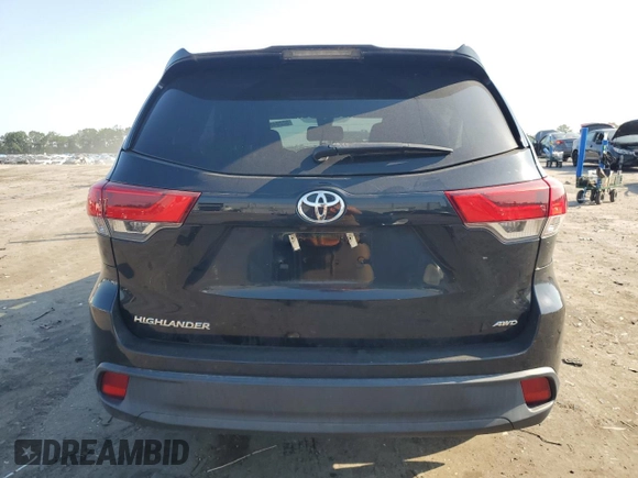 2019 Toyota Highlander LE with VIN 5TDBZRFH3KS963555, listed as a Copart auction lot 62294815 with 64,965 mi miles and Salvage title. Bid and sale history available at DreamBid. Image 6.