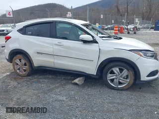 2020 Honda HR-V EX with VIN 3CZRU6H53LM708933, listed as a IAAI auction lot 41695577 with 92,703 mi miles. Bid and sale history available at carsss.com. Image 13.