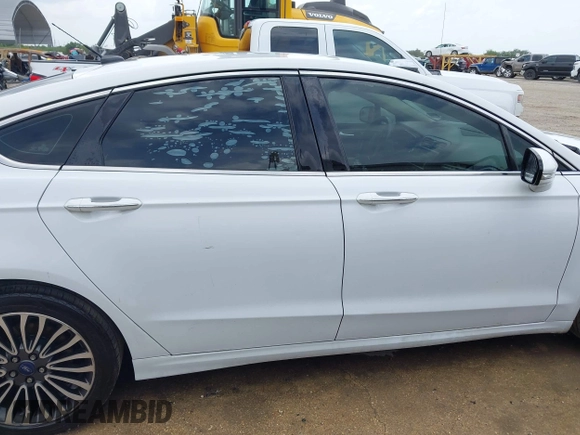 2017 Ford Fusion Titanium с VIN 3FA6P0K9XHR146909, выставлен на аукционе IAAI как лот 42588301 с пробегом 217 885 миль миль и . История ставок и продаж доступна на DreamBid. Изображение 13.