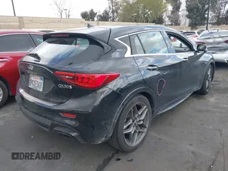 2018 Infiniti QX30 with VIN SJKCH5CP5JA043060, listed as a IAAI auction lot 41866956 with 78,735 mi miles. Bid and sale history available at carsss.com. Image 4.