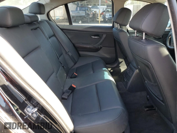 2008 BMW 3 Series 328i with VIN WBAVC535X8FZ86242, listed as a Copart auction lot 61445535 with 171,359 mi miles and Clean title. Bid and sale history available at DreamBid. Image 10.