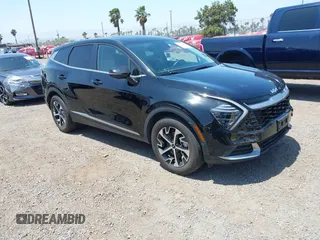 2024 Kia Sportage EX with VIN 5XYK33DF8RG209901, listed as a IAAI auction lot 42378868 with 35,740 mi miles and . Bid and sale history available at DreamBid. Image 1.