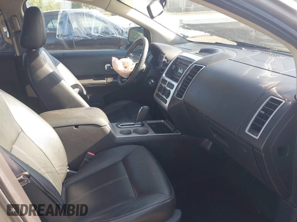 2008 Ford Edge SEL z VIN 2FMDK38C28BA91001, wystawiony jako IAAI lot #42273500 z przebiegiem 179 829 mil mil oraz . Historia ofert i sprzedaży dostępna na DreamBid. Obrazek 5.