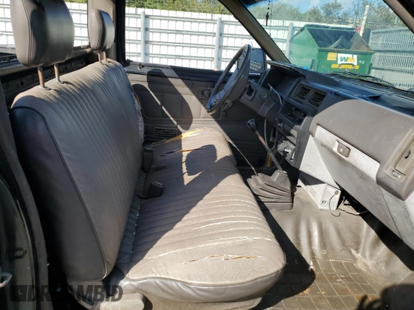 1986 Nissan Hardbody с VIN 1N6ND11S3GC381896, выставлен на аукционе Copart как лот 44219045 с пробегом 124 009 миль миль и Списание • Salvage title. История ставок и продаж доступна на DreamBid. Изображение 10.