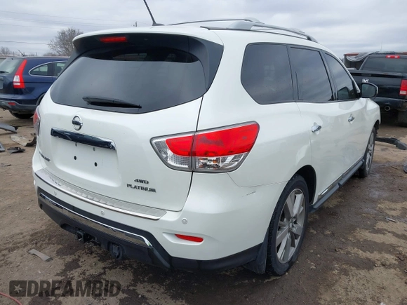 2016 Nissan Pathfinder Platinum with VIN 5N1AR2MM8GC662836, listed as a IAAI auction lot 41702450 with 149,885 mi miles. Bid and sale history available at carsss.com. Image 4.