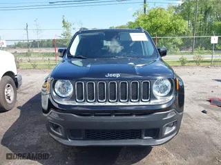 2017 Jeep Renegade Latitude with VIN ZACCJBBB4HPE90100, listed as a IAAI auction lot 41998252 with 84,443 mi miles. Bid and sale history available at carsss.com. Image 12.