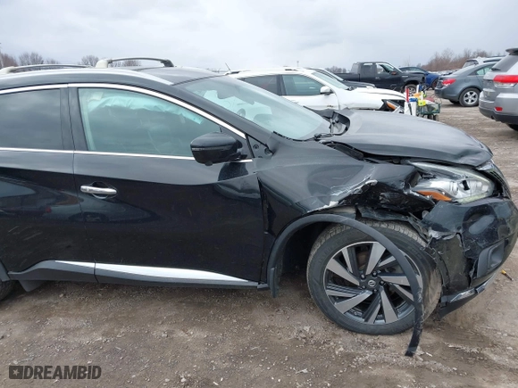 2018 Nissan Murano Platinum with VIN 5N1AZ2MH1JN185097, listed as a IAAI auction lot 41863439 with 140,784 mi miles. Bid and sale history available at carsss.com. Image 17.