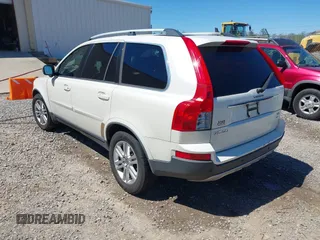 2007 Volvo XC90 V8 with VIN YV4CZ852271377555, listed as a IAAI auction lot 41820562 with 1 mi miles. Bid and sale history available at carsss.com. Image 3.