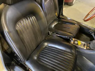 1973 Alfa Romeo Spider z VIN AR3041681, wystawiony jako Copart lot #51425165 z przebiegiem 20 513 mil mil oraz Tytuł czysty. Historia ofert i sprzedaży dostępna na DreamBid. Obrazek 5.