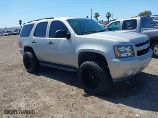 2007 Chevrolet Tahoe LT with VIN 1GNFC13JX7R132823, listed as a IAAI auction lot 41824219 with 1 mi miles. Bid and sale history available at carsss.com. Image 1.