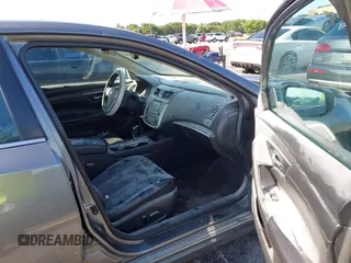 2018 Nissan Altima SR with VIN 1N4AL3APXJC170428, listed as a IAAI auction lot 40355309 with Not Provided miles and . Bid and sale history available at carsss.com. Image 5.