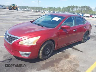 2014 Nissan Altima S with VIN 1N4AL3AP1EC266793, listed as a IAAI auction lot 41896314 with 265,087 mi miles and . Bid and sale history available at carsss.com. Image 2.