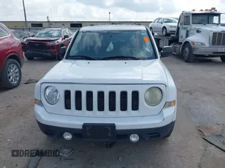 2017 Jeep Patriot Sport with VIN 1C4NJPBA5HD145525, listed as a IAAI auction lot 42096995 with 115,557 mi miles. Bid and sale history available at carsss.com. Image 12.