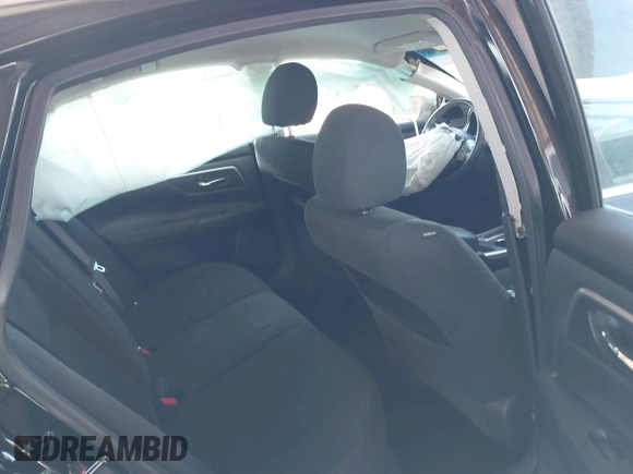2015 Nissan Altima SV with VIN 1N4AL3AP8FC591586, listed as a IAAI auction lot 42083818 with 60,128 mi miles and . Bid and sale history available at carsss.com. Image 8.