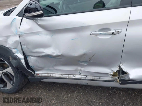2017 Hyundai Tucson Sport with VIN KM8J3CA29HU596173, listed as a IAAI auction lot 42191106 with 52,598 mi miles and . Bid and sale history available at DreamBid. Image 6.
