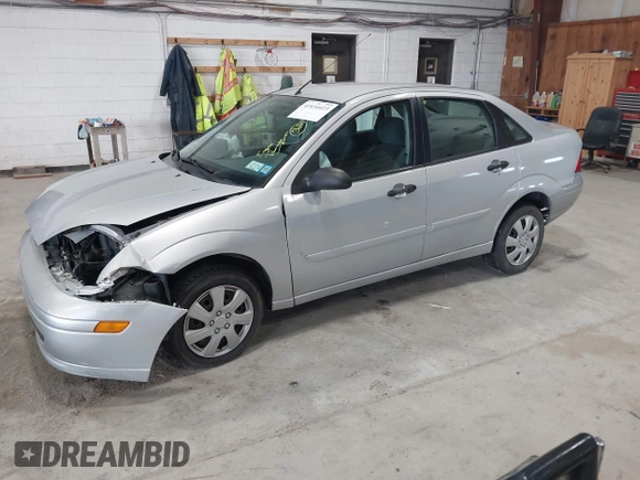 2004 Ford Focus SE with VIN 1FAFP34Z54W177376, listed as a IAAI auction lot 41934423 with 61,040 mi miles and . Bid and sale history available at carsss.com. Image 17.
