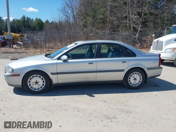 2000 Volvo S80 with VIN YV1TS94D3Y1113398, listed as a IAAI auction lot 42062279 with 112,752 mi miles. Bid and sale history available at carsss.com. Image 12.