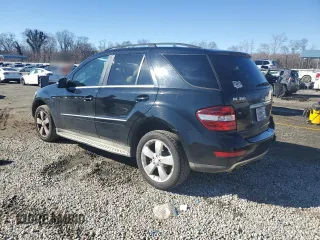 2011 Mercedes-Benz M 350 z VIN 4JGBB5GB5BA709586, wystawiony jako Copart lot #87507525 z przebiegiem 236 833 mil mil oraz Szkoda całkowita • Salvage title. Historia ofert i sprzedaży dostępna na DreamBid. Obrazek 2.
