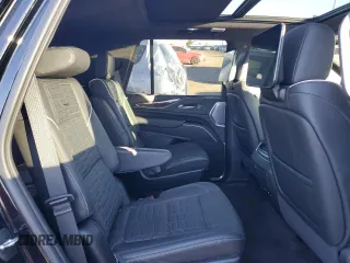 2024 Cadillac Escalade 4WD Sport Platinum z VIN 1GYS4GKL0RR161903, wystawiony jako Copart lot #84055034 z przebiegiem 8 488 mil mil oraz Szkoda całkowita • Salvage title. Historia ofert i sprzedaży dostępna na DreamBid. Obrazek 12.