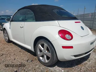 2007 Volkswagen Beetle Triple White with VIN 3VWFF31Y77M421510, listed as a IAAI auction lot 42682813 with 113,766 mi miles and . Bid and sale history available at DreamBid. Image 3.