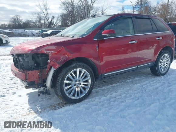 2014 Lincoln MKX with VIN 2LMDJ8JK2EBL06393, listed as a IAAI auction lot 41646903 with 118,394 mi miles. Bid and sale history available at carsss.com. Image 2.