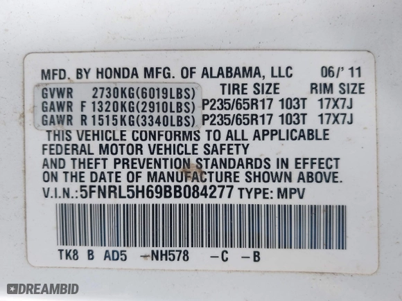 2011 Honda Odyssey EX-L with VIN 5FNRL5H69BB084277, listed as a IAAI auction lot 41986692 with 273,272 mi miles. Bid and sale history available at carsss.com. Image 9.