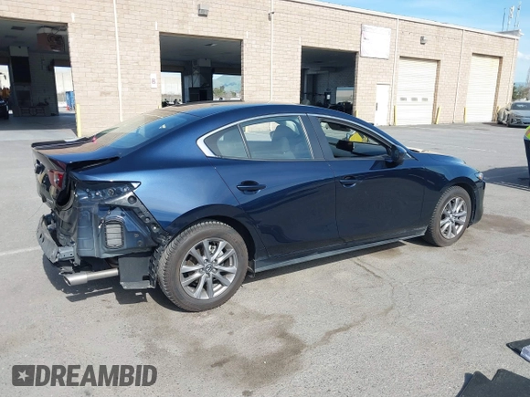 2021 Mazda Mazda3 Sedan 2.5 S with VIN JM1BPAAL4M1320621, listed as a IAAI auction lot 41867284 with 49,031 mi miles. Bid and sale history available at carsss.com. Image 4.