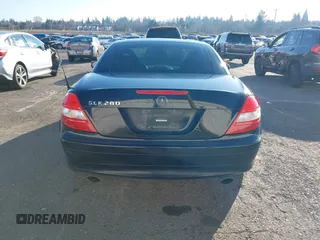 2006 Mercedes-Benz SLK 280 z VIN WDBWK54F66F114895, wystawiony jako IAAI lot #41409991 z przebiegiem 128 962 mil mil oraz . Historia ofert i sprzedaży dostępna na DreamBid. Obrazek 16.