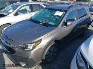2022 Subaru Outback Premium with VIN 4S4BTADC3N3149157, listed as a IAAI auction lot 41573075 with NaN miles. Bid and sale history available at carsss.com. Image 21.
