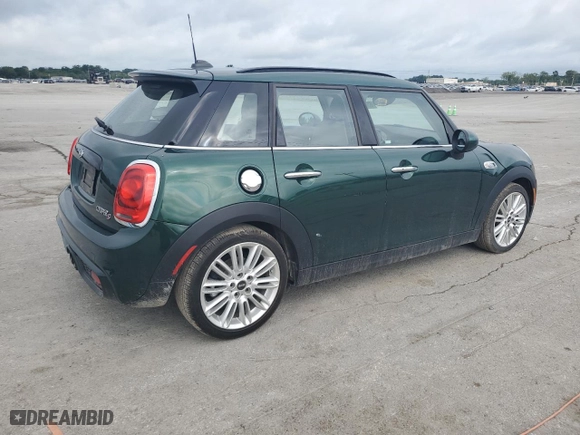 2016 MINI Cooper Hardtop 4 Door S with VIN WMWXU3C57G2D29840, listed as a Copart auction lot 65076274 with 46,034 mi miles and Salvage Title. Bid and sale history available at carsss.com. Image 3.