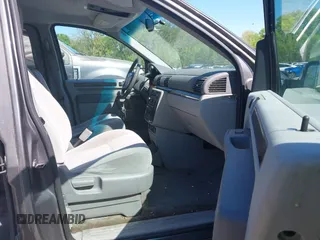 2006 Ford Freestar SEL z VIN 2FMZA52246BA23512, wystawiony jako IAAI lot #42081504 z przebiegiem Nie podano mil oraz . Historia ofert i sprzedaży dostępna na DreamBid. Obrazek 5.