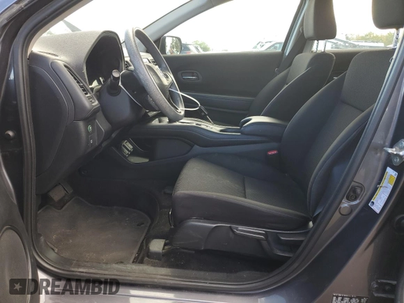 2018 Honda HR-V LX with VIN 3CZRU6H38JG703401, listed as a Copart auction lot 70567114 with 106,672 mi miles and Salvage Title. Bid and sale history available at carsss.com. Image 7.