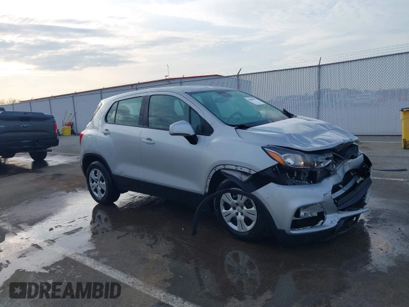 2017 Chevrolet Trax LS with VIN 3GNCJKSBXHL289303, listed as a IAAI auction lot 41899197 with 103,267 mi miles. Bid and sale history available at carsss.com. Image 1.