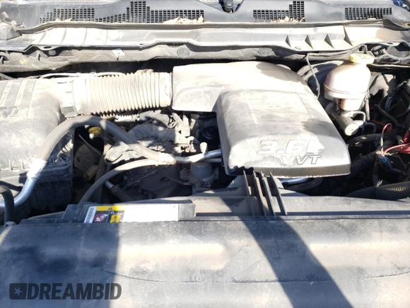 2021 Ram 1500 SLT z VIN 1C6RR7LG5MS574769, wystawiony jako Copart lot #75797744 z przebiegiem Nie podano mil oraz Nie do naprawy • Non repairable. Historia ofert i sprzedaży dostępna na DreamBid. Obrazek 11.
