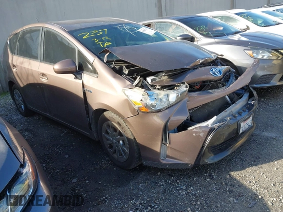 2015 Toyota Prius Two with VIN JTDZN3EU4FJ040526, listed as a IAAI auction lot 41582274 with 137,797 mi miles and . Bid and sale history available at DreamBid. Image 1.