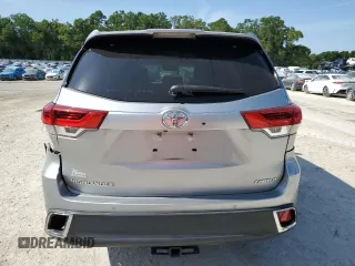 2017 Toyota Highlander Limited with VIN 5TDYZRFH6HS197887, listed as a Copart auction lot 57961905 with 114,535 mi miles and Salvage title. Bid and sale history available at DreamBid. Image 6.