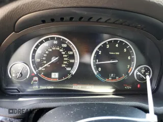 2016 BMW X3 xDrive28i z VIN 5UXWX9C54G0D81378, wystawiony jako Copart lot #54954125 z przebiegiem 83 478 mil mil oraz Szkoda całkowita • Salvage title. Historia ofert i sprzedaży dostępna na DreamBid. Obrazek 9.