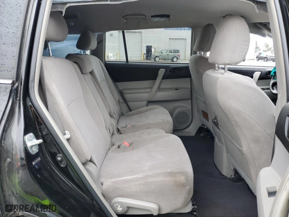 2011 Toyota Highlander with VIN 5TDZA3EH1BS016096, listed as a Copart auction lot 48764265 with 84,555 mi miles and Salvage Title. Bid and sale history available at carsss.com. Image 11.